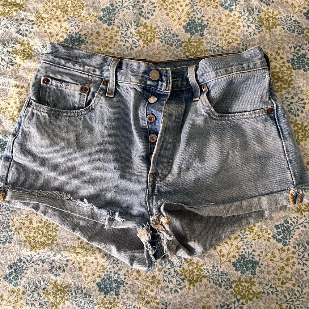 Levi’s 501 shorts